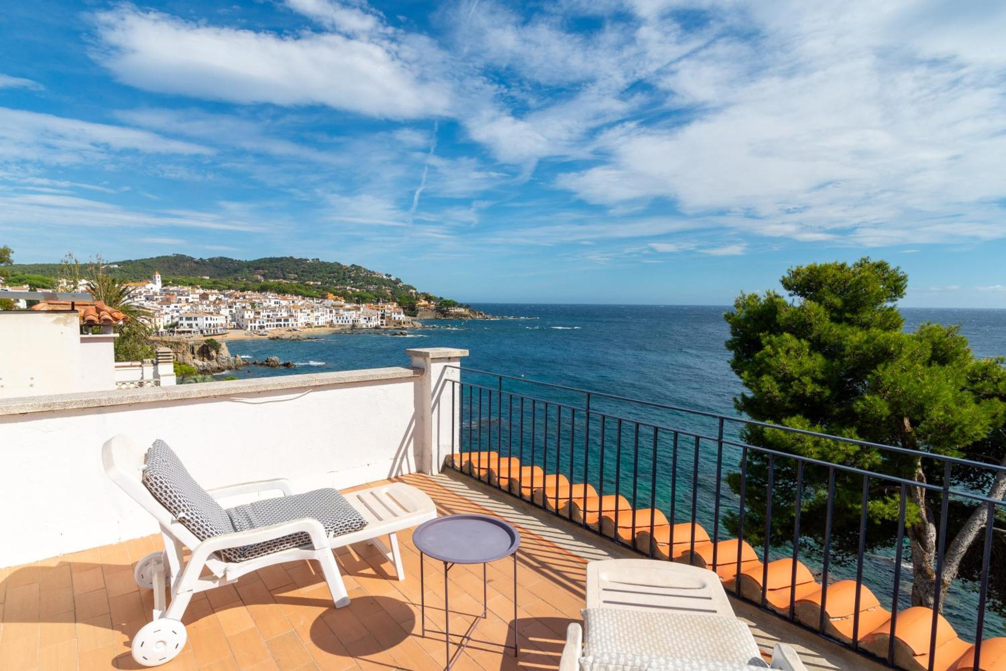 Precioso Apartamento En Primera Linea De Mar En Калелья-де-Палафружель Экстерьер фото